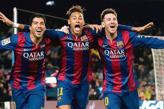 路易斯·苏亚雷斯引领球队取得胜利